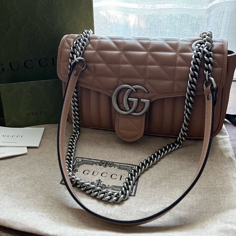 GUCCI Marmont GG small shoulder bag, Natural, Leather